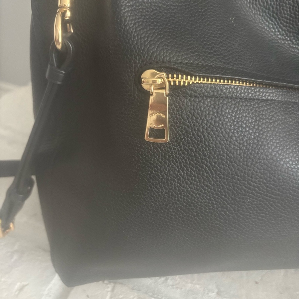 Coach Vintage Black pebbled leather shoulder bag, excellent condition! - Picture 12 of 13